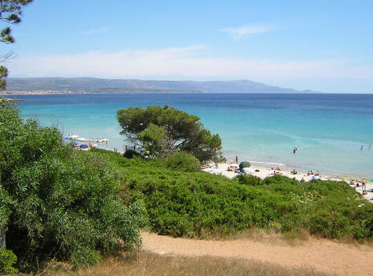 Alghero: Un Viaggio nella Bellezza e nella Storia della Sardegna