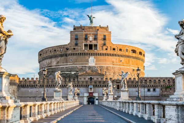 La Storia di Castel Sant’Angelo e la Sua Importanza