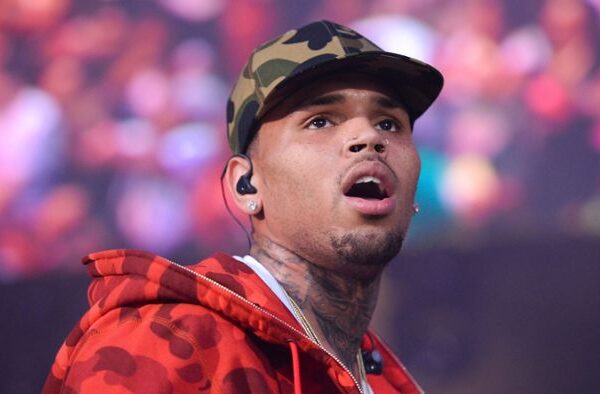 Chris Brown: Dalla musica alle polemiche
