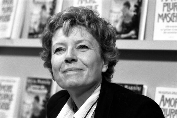 Dacia Maraini: La Scrittura come Strumento di Libertà