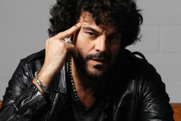 La Carriera di Francesco Renga: Un Viaggio attraverso le Emozioni