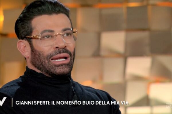 Gianni Sperti: Un Fenomeno della Televisione Italiana