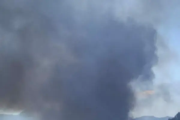 Incendio a Baia Domizia: Cosa è Successo e Le Ultime Novità