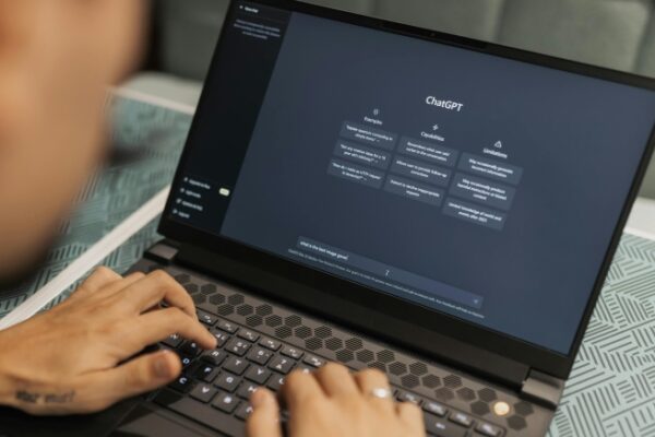 L’Intelligenza Artificiale: Una Rivoluzione Tecnologica