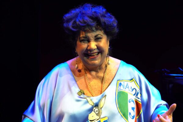 Marisa Laurito: Un’Icona del Cinema e della Televisione Italiana