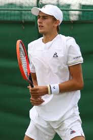 Chi è Matteo Arnaldi? Il Giovane Talento del Tennis Italiano