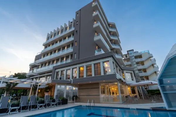 Milano Marittima: Una Guida alla Località Balneare di Moda
