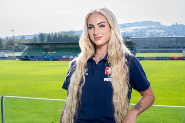 Chi è Alisha Lehmann? La nuova stella del calcio femminile