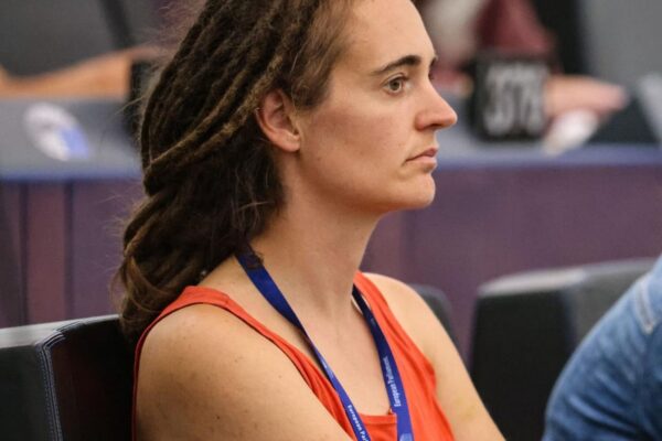 Carola Rackete: una figura di spicco nella lotta umanitaria
