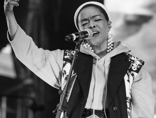 Lauryn Hill: Tra Innovazione Musicale e Attivismo