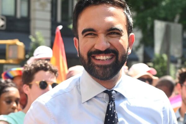 Il Contributo di Mamdani alla Politica e Cultura Africana