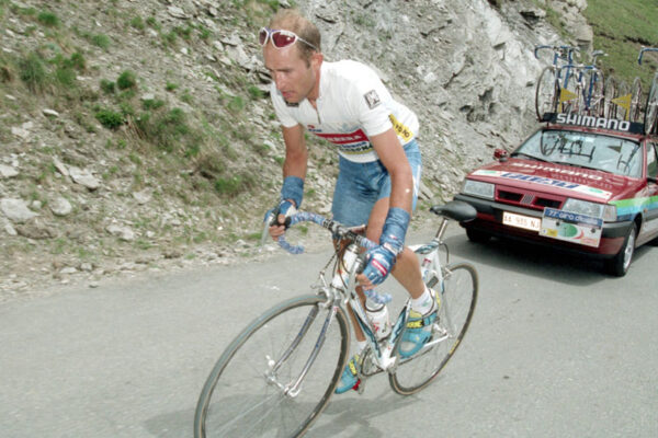 Marco Pantani: Una Vita tra Vittorie e Tragedia