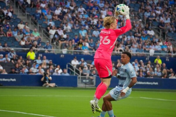 Sporting KC vs Seattle Sounders: Una Partita Cruciale per la MLS