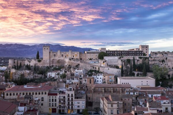 Esplora Tortosa: Storia e Attrazioni della Città Catalana