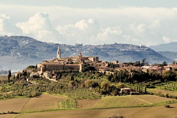 Esplorando Pienza: Un Gioiello della Toscana