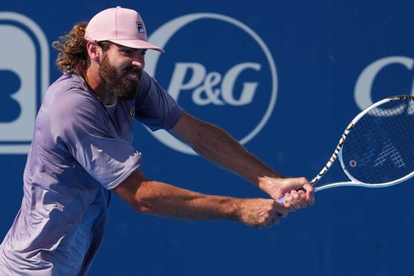 Reilly Opelka: La Promessa del Tennis Americano