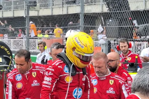 Penalità Hamilton: Un’Analisi del Suo Impatto nel Motorsport