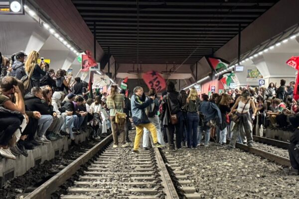 Manifestazione a Torino Porta Susa: Un Evento di Rilevanza Sociale