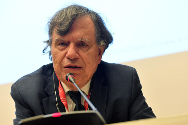 Attilio Parisi: Un’icona del cinema italiano moderno