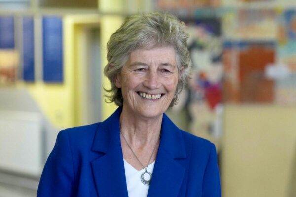 Catherine Connolly e il suo Impatto sulla Politica Irlandese
