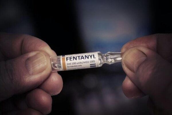 Fentanyl e la Crisi degli Oppioidi: Un’Analisi Necessaria