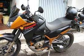 Tutto sulla Kawasaki KLE 500: una moto da esplorazione