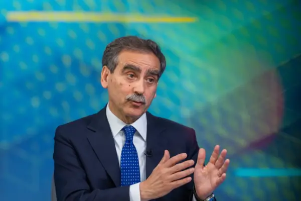 Luigi Lovaglio: Il Nuovo CEO di UniCredit e le sue Sfide