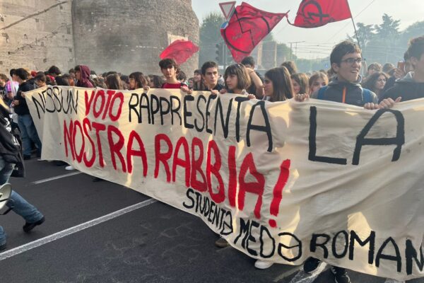 Manifestazione a Roma Oggi: Un Momento di Mobilitazione Sociale
