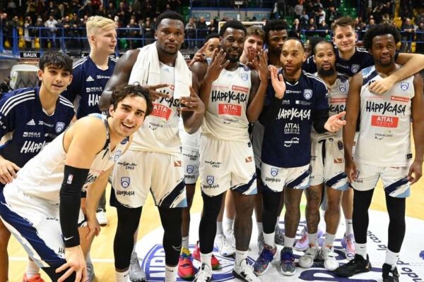 Collegamenti tra Verona e Brindisi: Un Viaggio nella Cultura Italiana