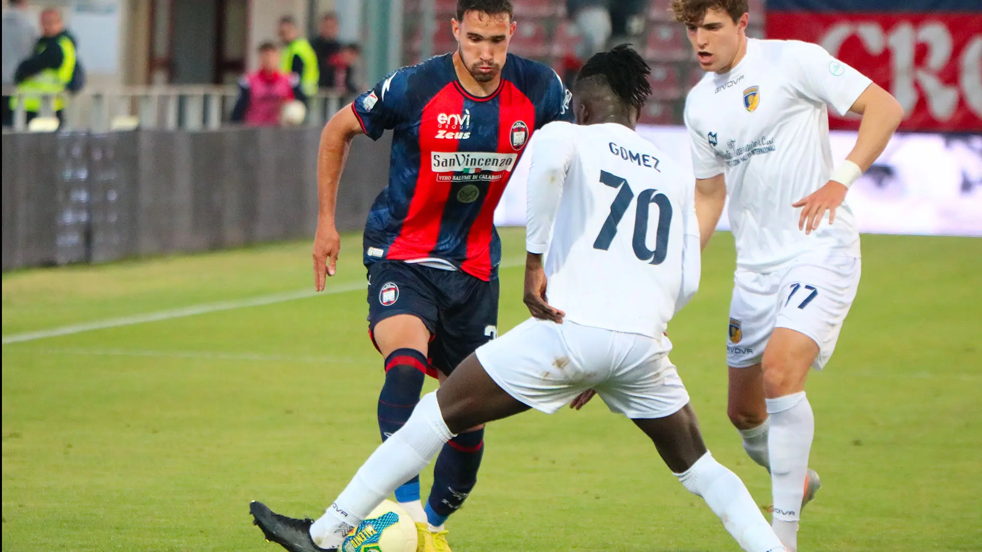 La Rivalità Calcistica tra Crotone e Potenza image 1