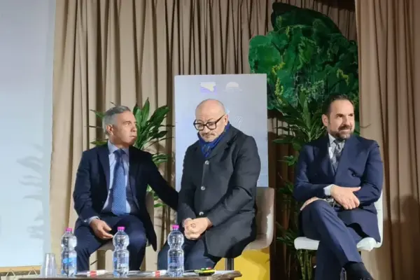 caltagirone — IT news