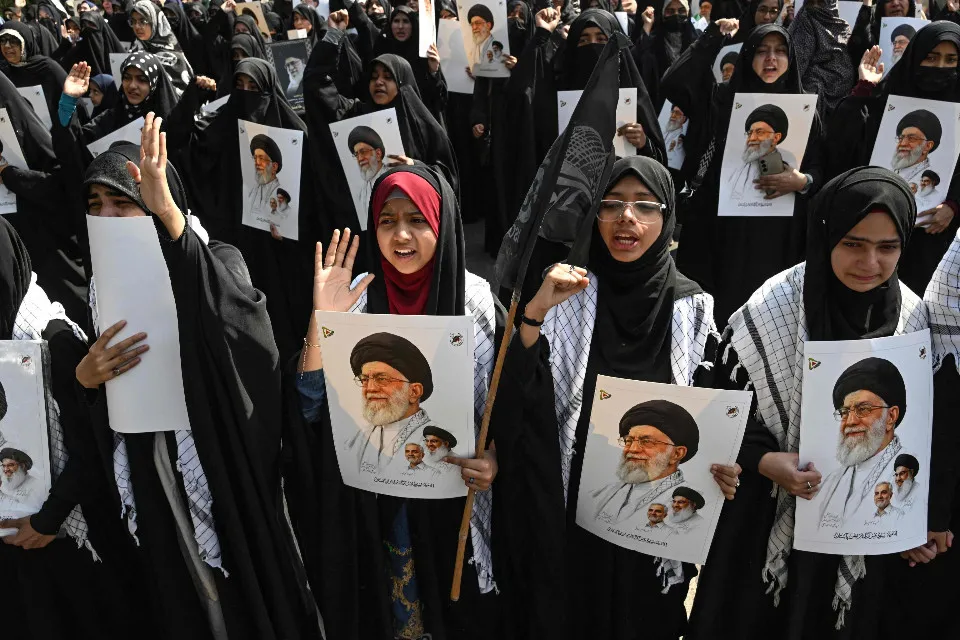 ahmadinejad — IT news