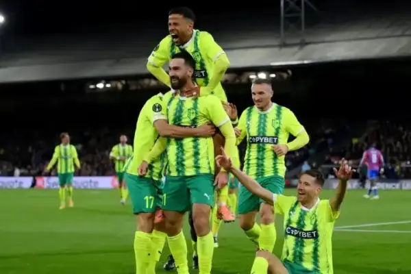 crystal palace - aek larnaca — IT news
