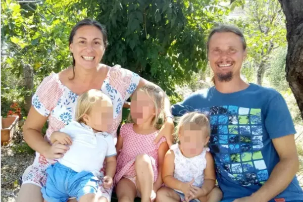 famiglia nel bosco — IT news