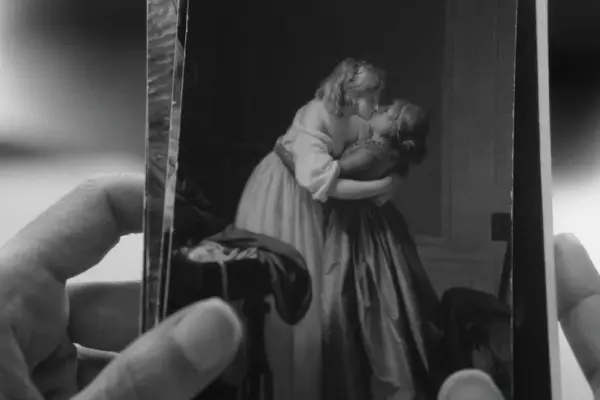 two people exchanging saliva — IT news