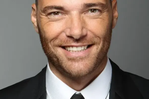 andrea pezzi — IT news