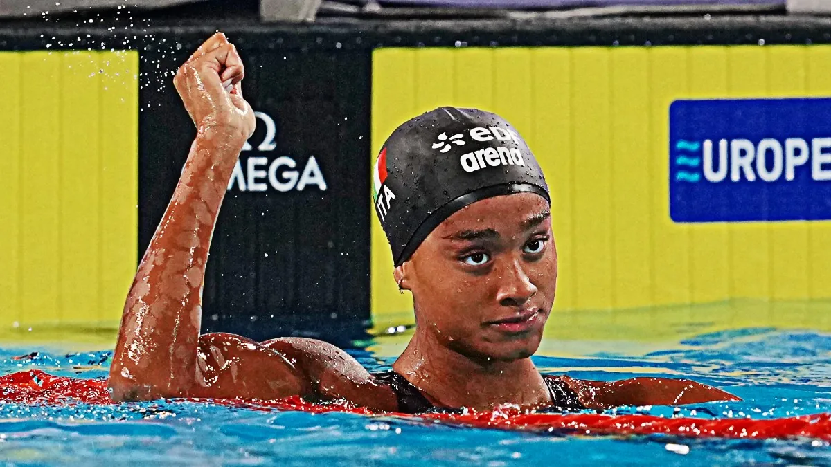 Parigi: Sara Curtis vince l’oro nei 50 dorso e stabilisce un nuovo record mondiale